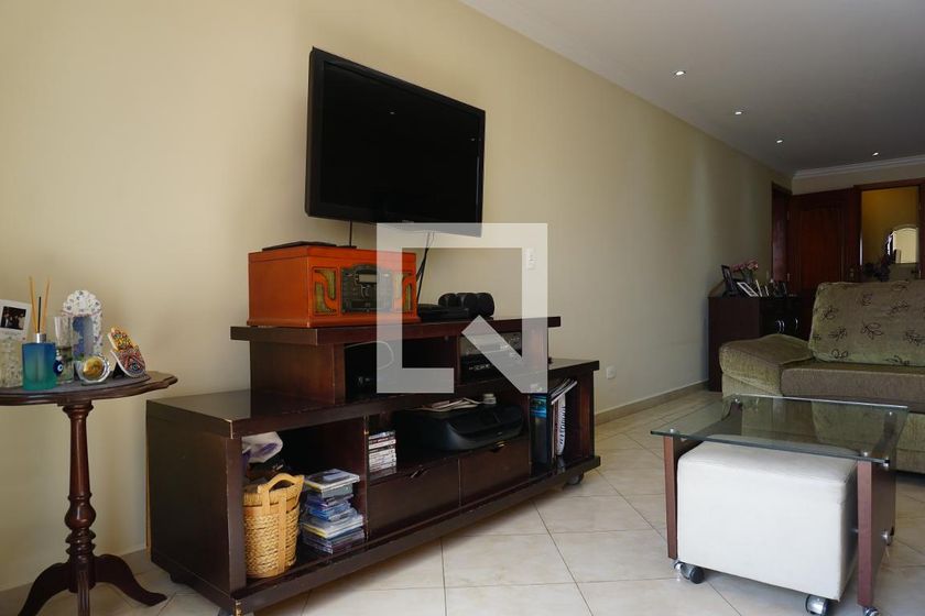 Casa, 4 quartos, 210 m² - Foto 2