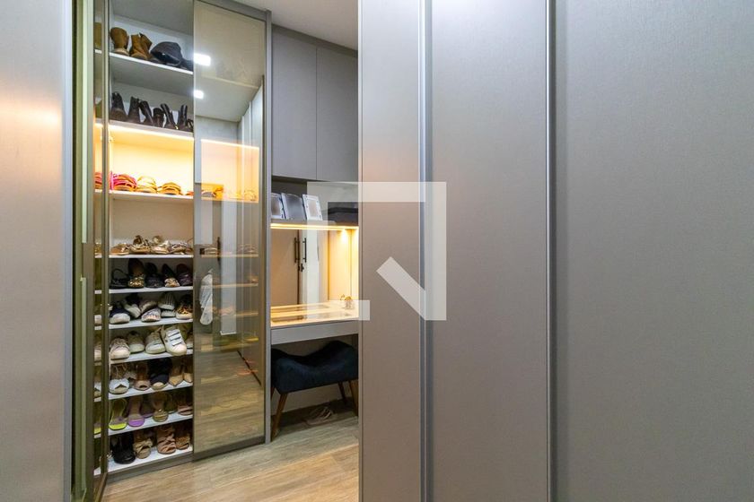 Casa à Venda - Swiss Park, 3 Quartos,  198 m2 em , Campinas - sp | SoloBR