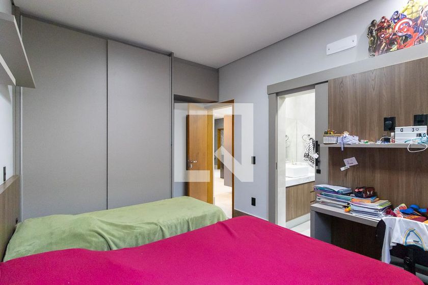 Casa à Venda - Swiss Park, 3 Quartos,  198 m2 em , Campinas - sp | SoloBR