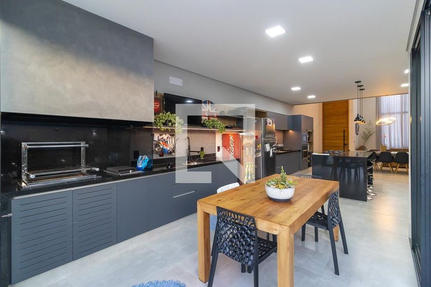Casa à Venda - Swiss Park, 3 Quartos,  198 m2 em , Campinas - sp | SoloBR