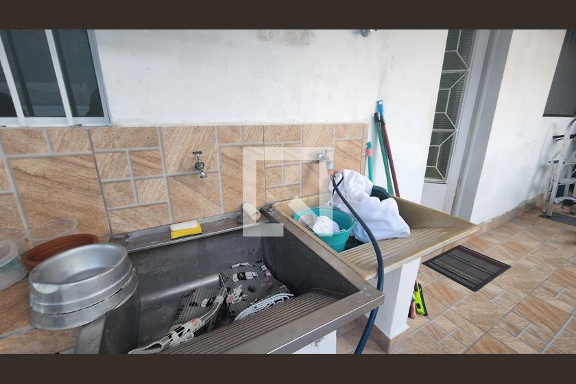 Casa à Venda - Nova Campinas, 4 Quartos,  260 m2 em , Campinas - sp | SoloBR