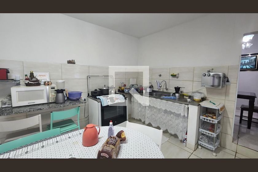 Casa à Venda - Nova Campinas, 4 Quartos,  260 m2 em , Campinas - sp | SoloBR