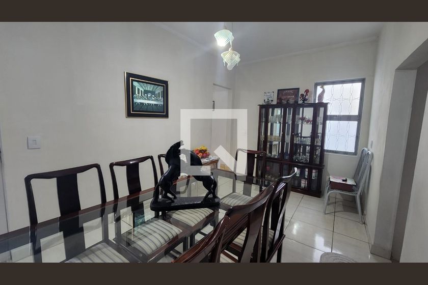 Casa à Venda - Nova Campinas, 4 Quartos,  260 m2 em , Campinas - sp | SoloBR