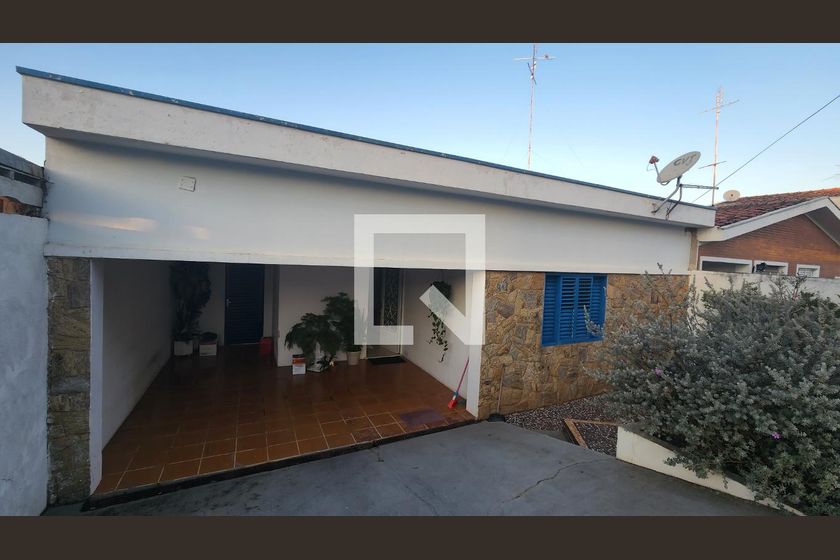 Casa à Venda - Nova Campinas, 4 Quartos,  260 m2 em , Campinas - sp | SoloBR