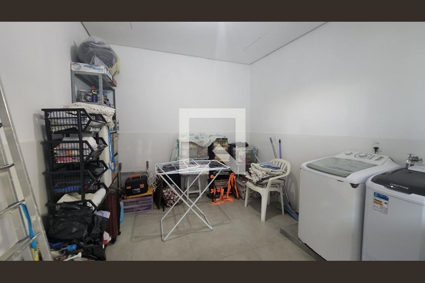 Casa à Venda - Nova Campinas, 4 Quartos,  260 m2 em , Campinas - sp | SoloBR
