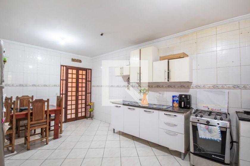 Casa, 3 quartos, 305 m² - Foto 33