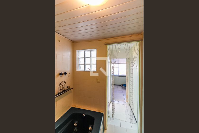 Casa, 4 quartos, 267 m² - Foto 33