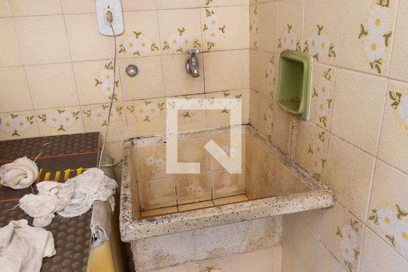 Casa à Venda - Jardim Planalto, 6 Quartos,  300 m2 em , Campinas - sp | SoloBR