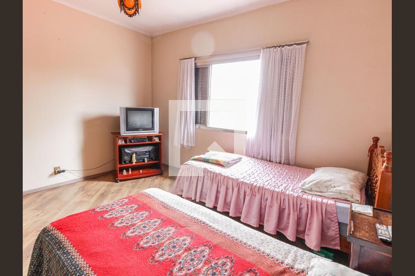 Casa, 4 quartos, 250 m² - Foto 27