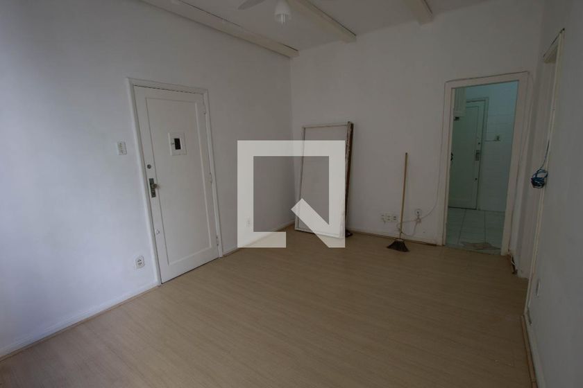 Apartamento, 2 quartos, 70 m² - Foto 2