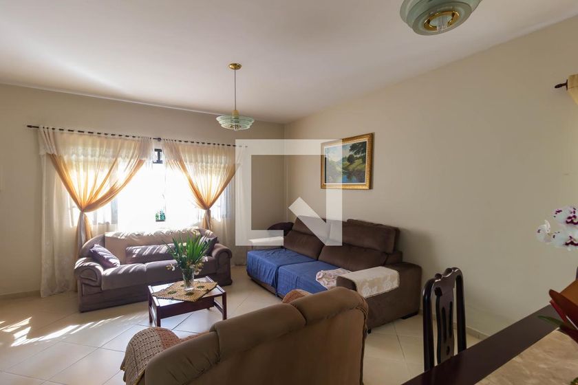 Casa, 6 quartos, 287 m² - Foto 1