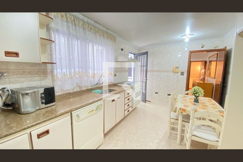 Casa, 3 quartos, 198 m² - Foto 69