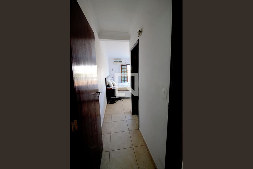 Casa, 3 quartos, 219 m² - Foto 43