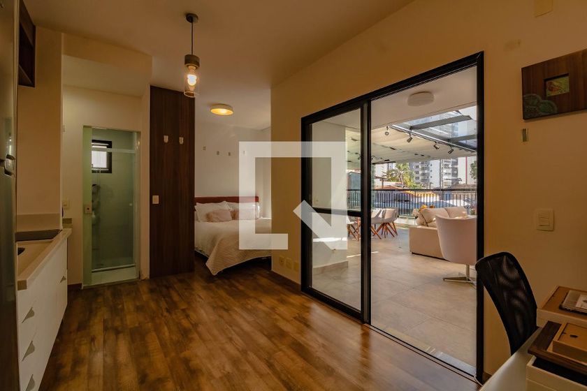 Kitnet-Studio, 81 m² - Foto 1