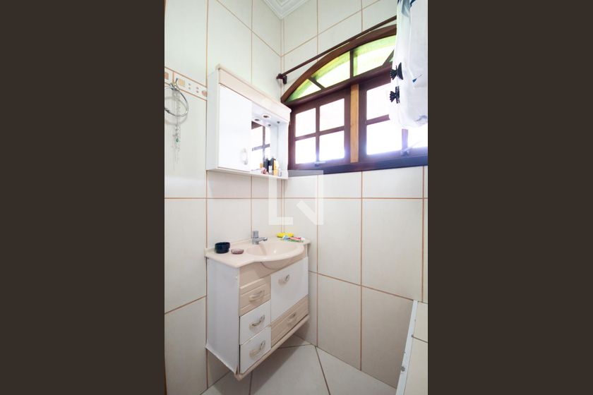 Casa, 3 quartos, 250 m² - Foto 35