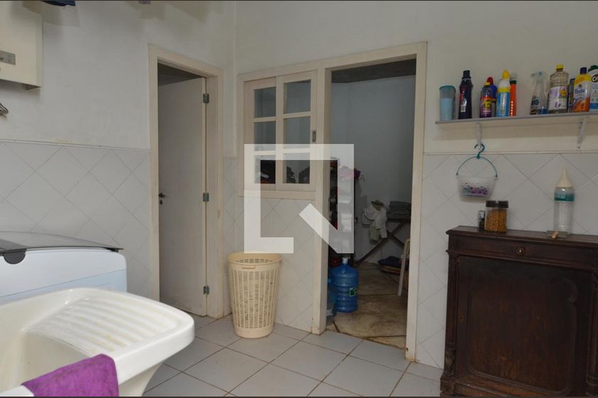 Casa, 4 quartos, 318 m² - Foto 50