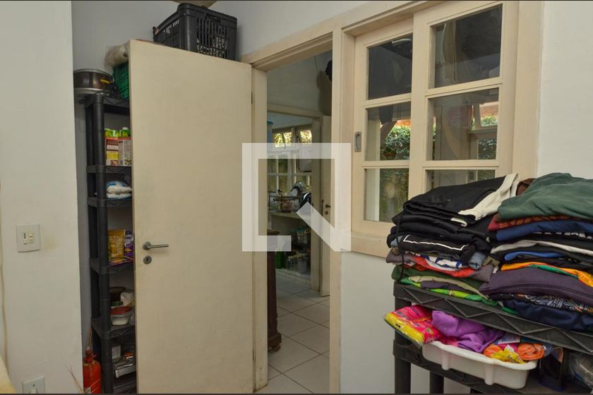 Casa, 4 quartos, 318 m² - Foto 56