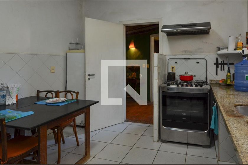 Casa, 4 quartos, 318 m² - Foto 46