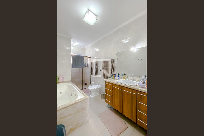 Casa, 3 quartos, 230 m² - Foto 41