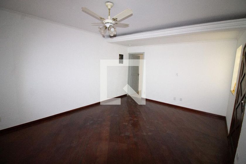 Casa, 3 quartos, 200 m² - Foto 2