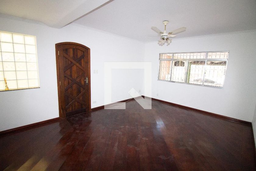Casa, 3 quartos, 200 m² - Foto 4