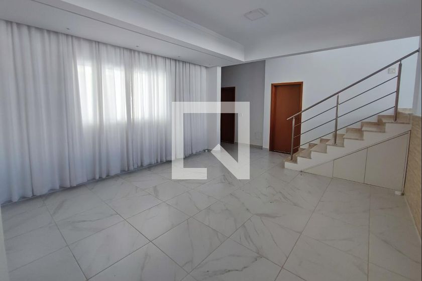 Casa à Venda - Swiss Park, 4 Quartos,  282 m2 em , Campinas - sp | SoloBR