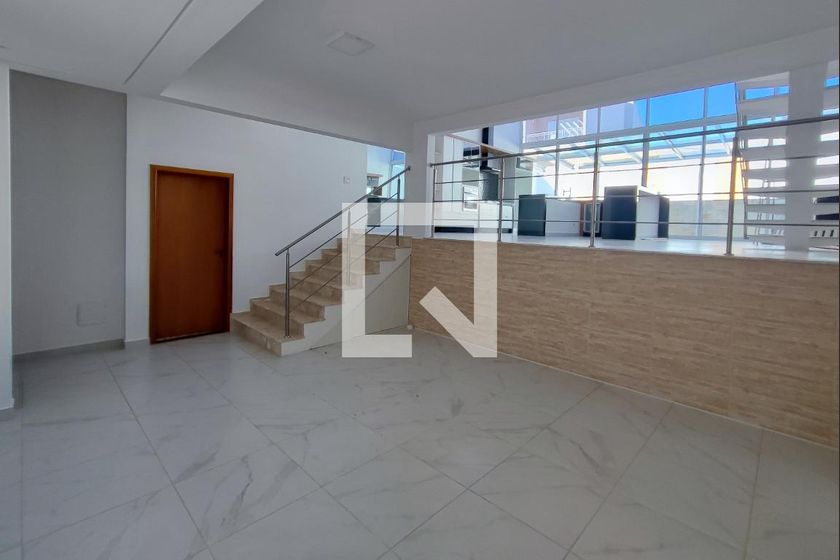 Casa à Venda - Swiss Park, 4 Quartos,  282 m2 em , Campinas - sp | SoloBR