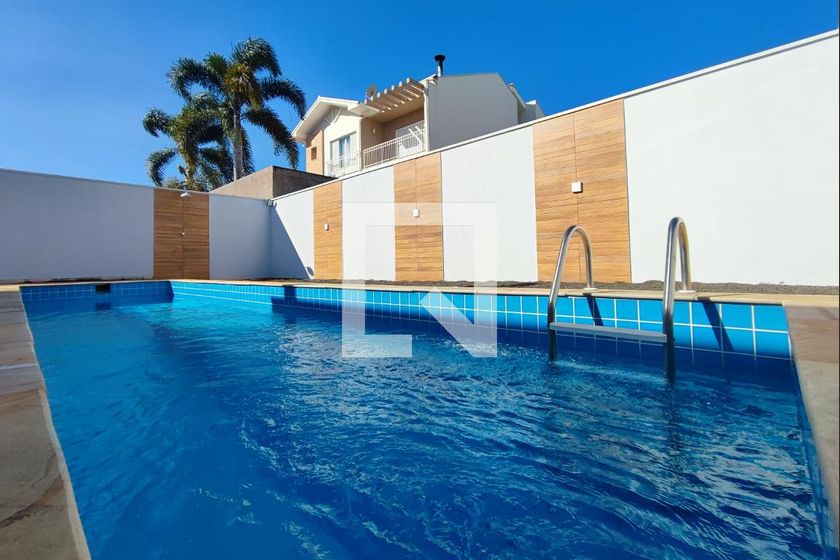 Casa à Venda - Swiss Park, 4 Quartos,  282 m2 em , Campinas - sp | SoloBR