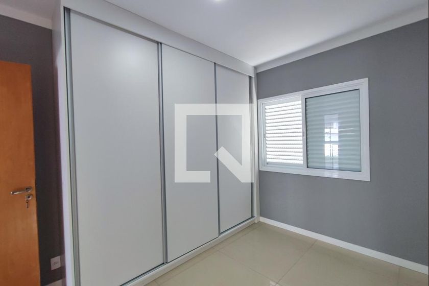 Casa à Venda - Swiss Park, 4 Quartos,  282 m2 em , Campinas - sp | SoloBR