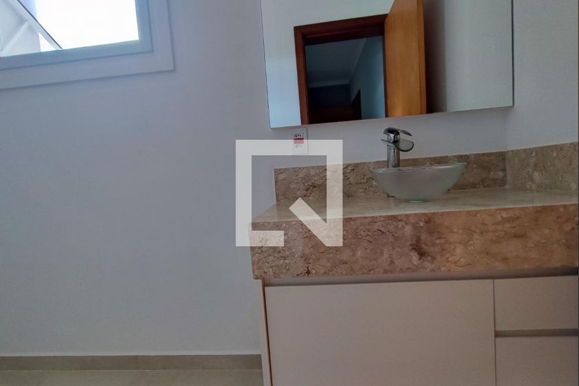 Casa à Venda - Swiss Park, 4 Quartos,  282 m2 em , Campinas - sp | SoloBR