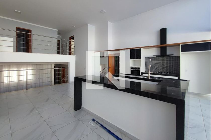 Casa à Venda - Swiss Park, 4 Quartos,  282 m2 em , Campinas - sp | SoloBR