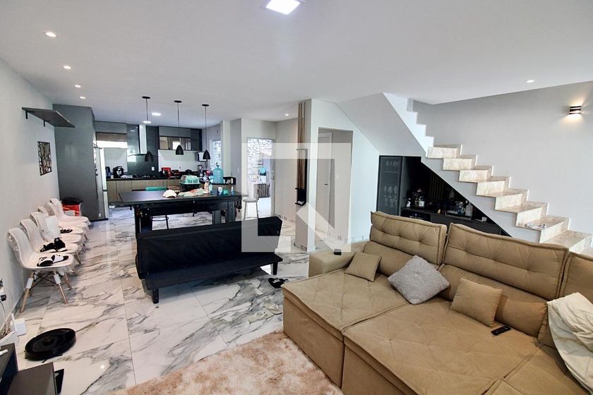 Casa, 3 quartos, 220 m² - Foto 1