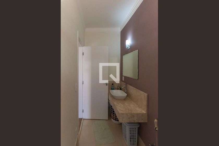 Casa à Venda - Swiss Park, 3 Quartos,  255 m2 em , Campinas - sp | SoloBR