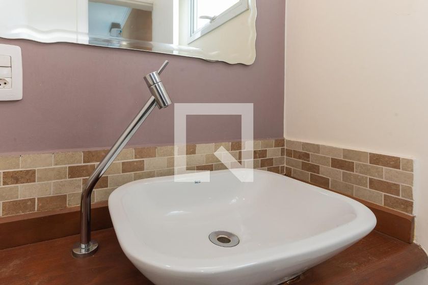 Casa à Venda - Swiss Park, 3 Quartos,  255 m2 em , Campinas - sp | SoloBR