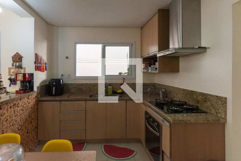 Casa à Venda - Swiss Park, 3 Quartos,  255 m2 em , Campinas - sp | SoloBR