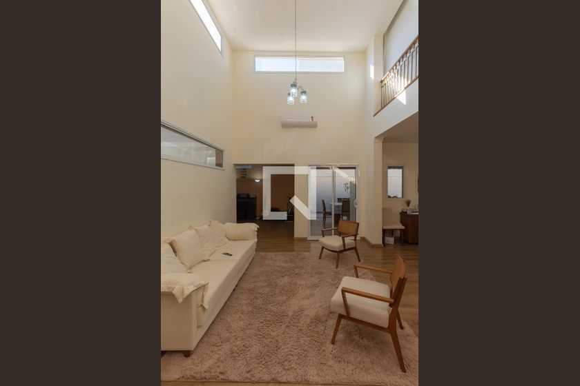 Casa à Venda - Swiss Park, 3 Quartos,  255 m2 em , Campinas - sp | SoloBR