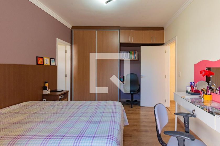 Casa à Venda - Swiss Park, 3 Quartos,  255 m2 em , Campinas - sp | SoloBR