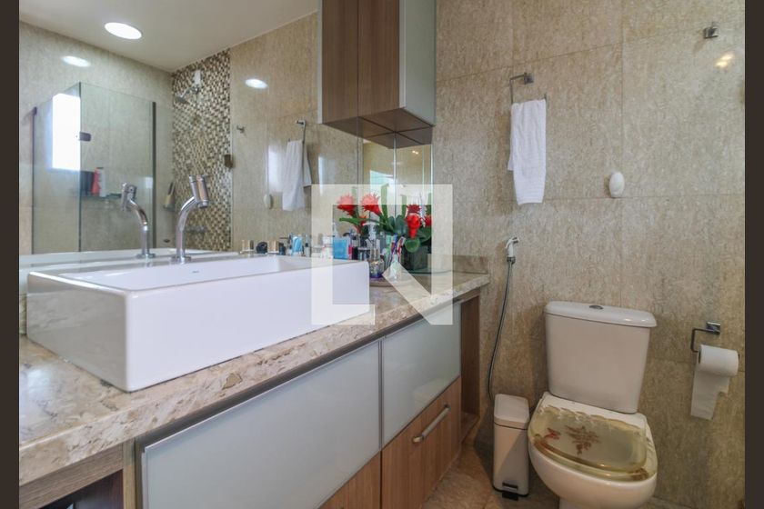 Casa, 4 quartos, 300 m² - Foto 37