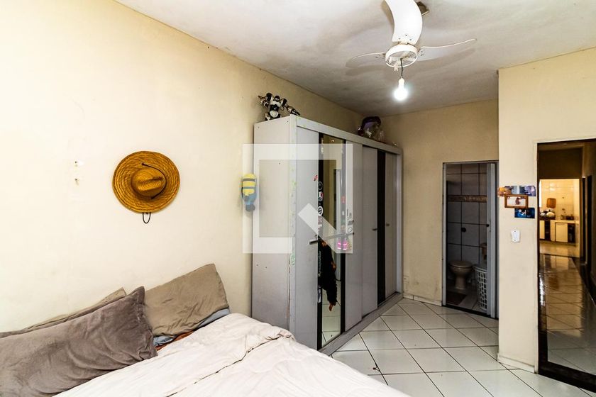 Casa, 4 quartos, 215 m² - Foto 9