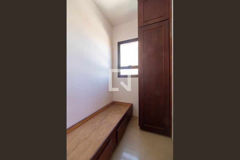 Apartamento, 4 quartos, 224 m² - Foto 147