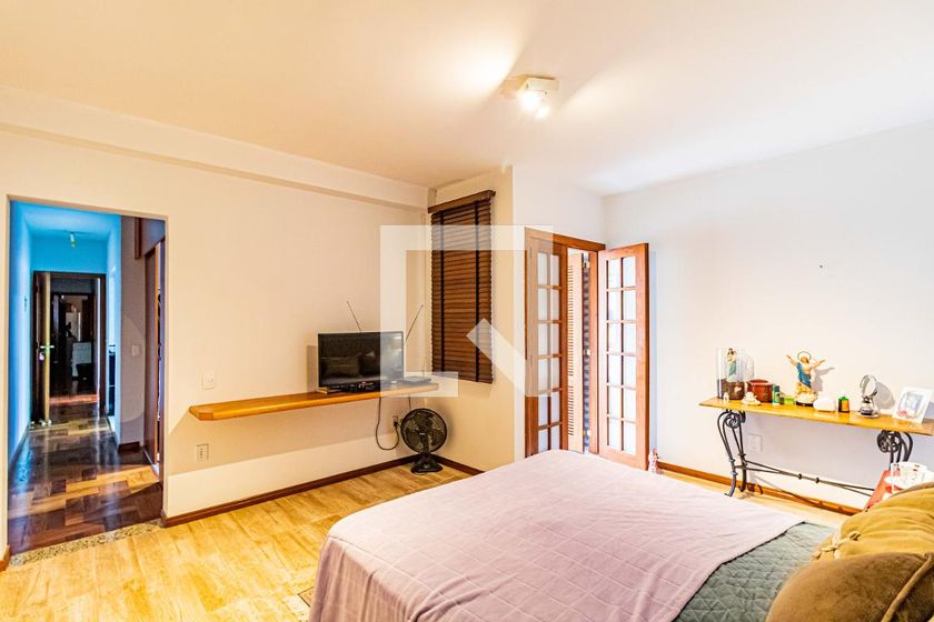 Casa, 3 quartos, 245 m² - Foto 14