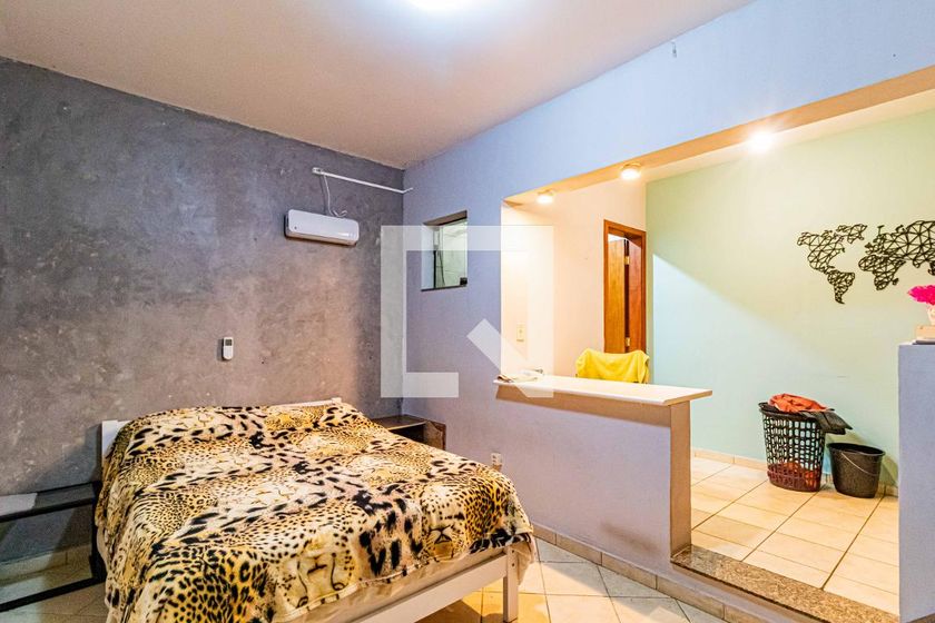 Casa, 3 quartos, 245 m² - Foto 47