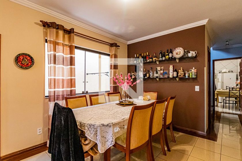 Casa, 3 quartos, 245 m² - Foto 7
