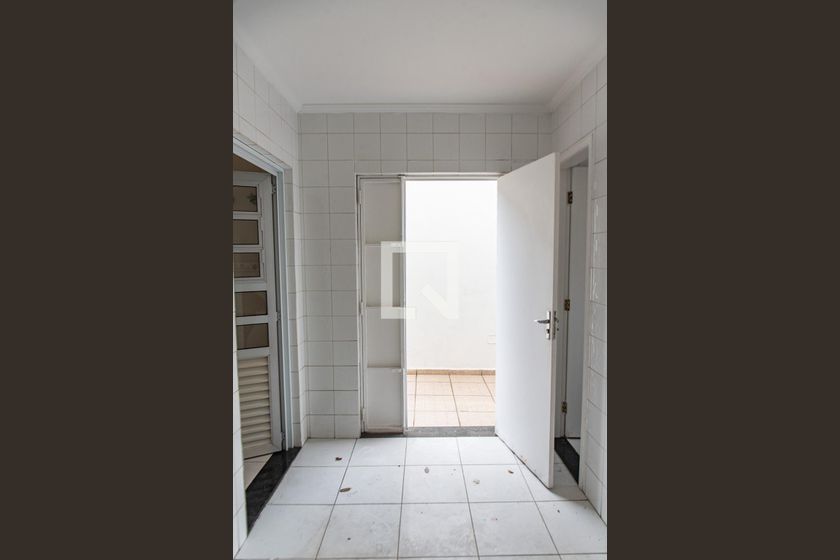 Casa, 3 quartos, 300 m² - Foto 78