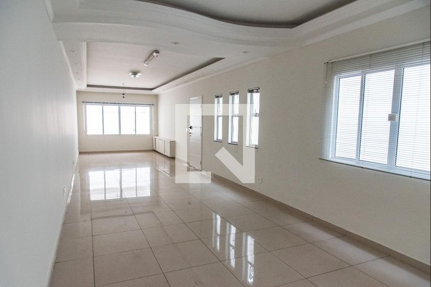 Casa, 3 quartos, 300 m² - Foto 1