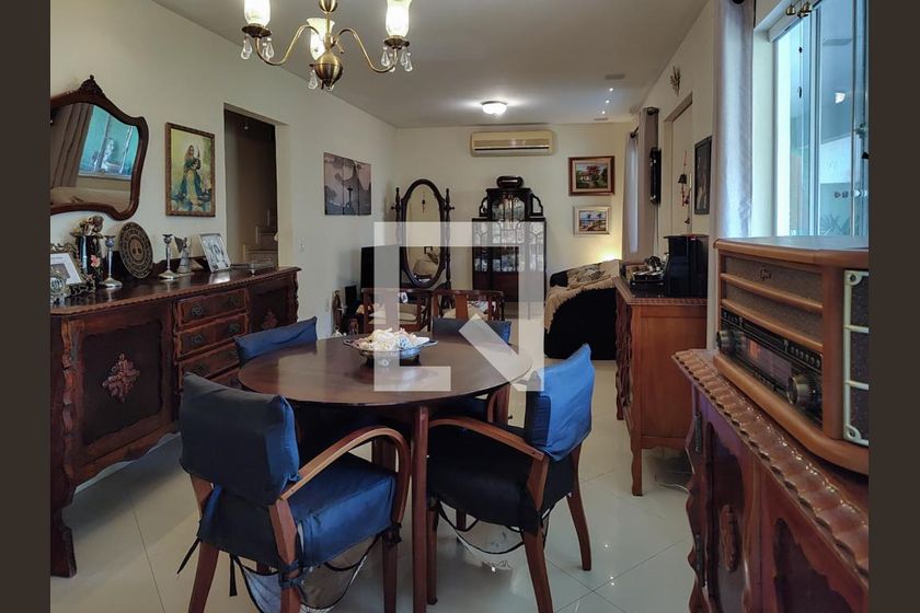 Casa, 4 quartos, 188 m² - Foto 2