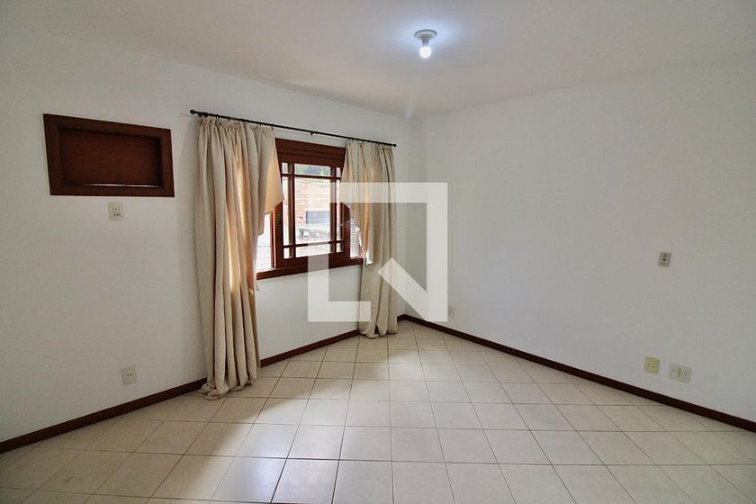Casa, 5 quartos, 250 m² - Foto 31