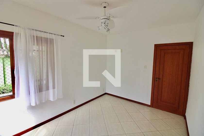Casa, 5 quartos, 250 m² - Foto 18