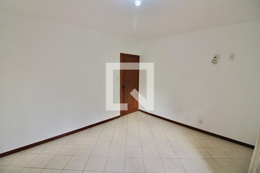 Casa, 5 quartos, 250 m² - Foto 33
