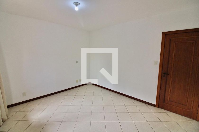 Casa, 5 quartos, 250 m² - Foto 34